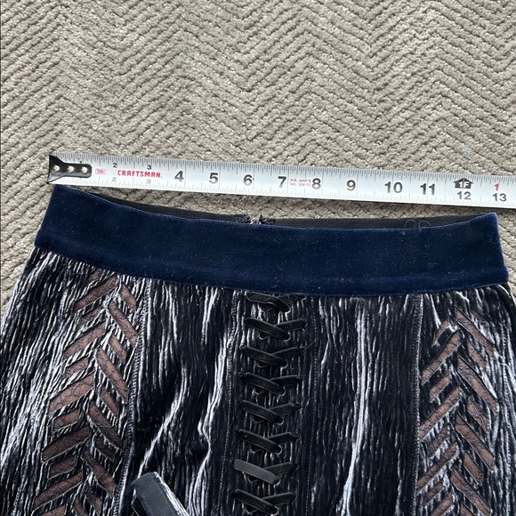 Byron Lars Women’s Beauty Mark crushed velvet pencil skirt Size 4 - Picture 11 of 11